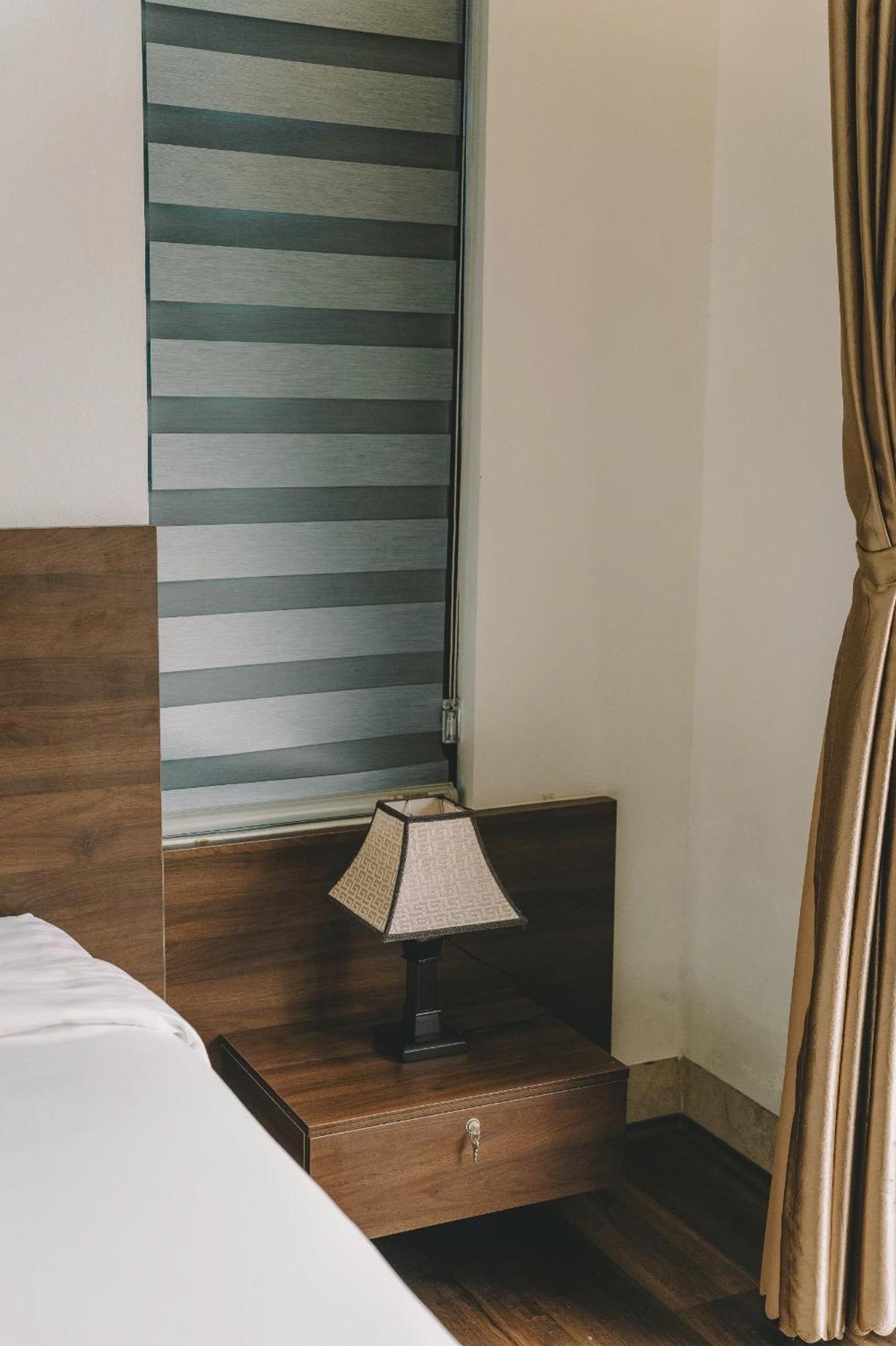 Tam Coc Harbor View Hotel & Travel Vu Lam ภายนอก รูปภาพ